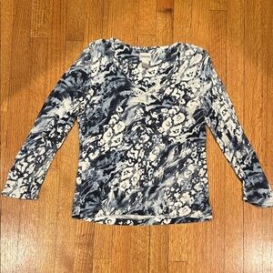 Chico's Artistic Navy and Cream Long Sleeve Top